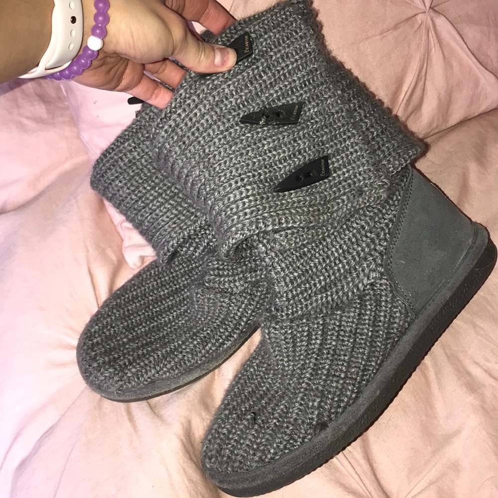 ✨BearPaw sweater knit boots | Size: 7 ✨